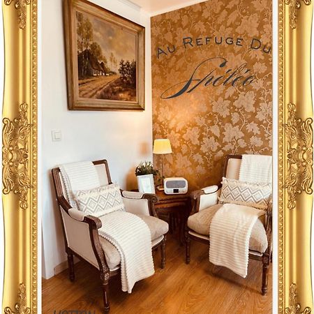 Au Refuge Du Speleo Bed & Breakfast Hotton Ngoại thất bức ảnh