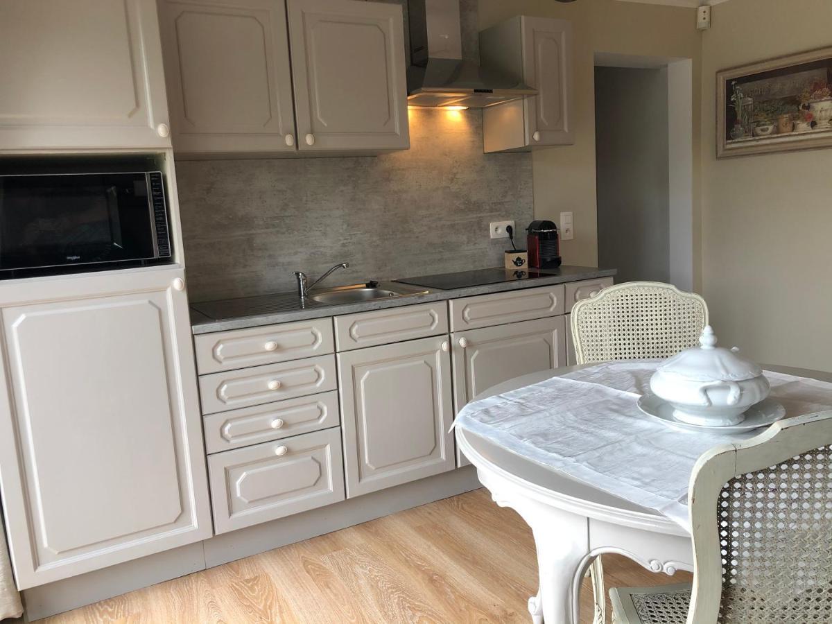 Au Refuge Du Speleo Bed & Breakfast Hotton Ngoại thất bức ảnh
