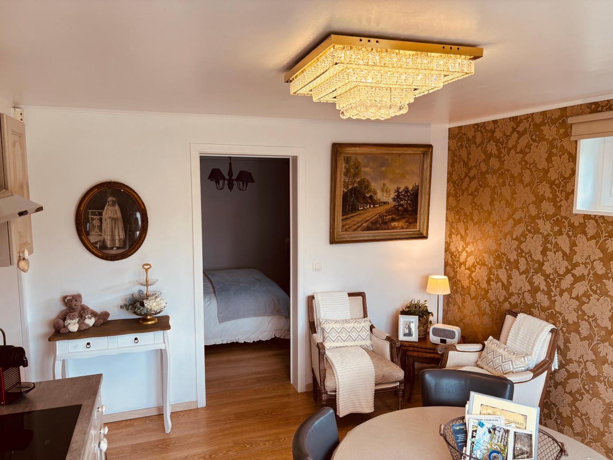Au Refuge Du Speleo Bed & Breakfast Hotton Ngoại thất bức ảnh